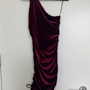 House of Harlow 1960 One-Shoulder Deep Burgundy Velvet Dress